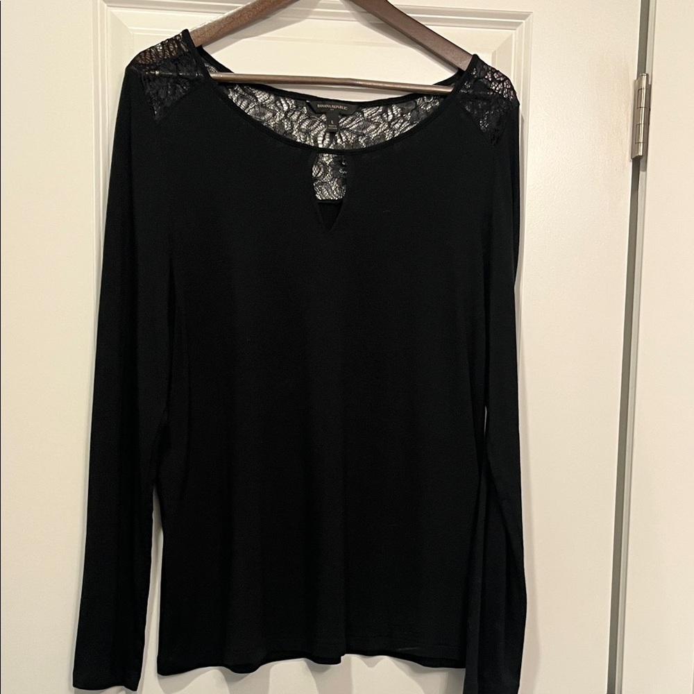 Banana Republic Black Knit Top with Lace & Keyhole Detail in Size Large